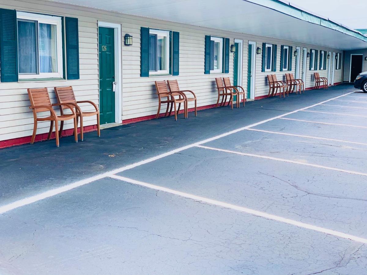 Lancaster Motor Inn Εξωτερικό φωτογραφία