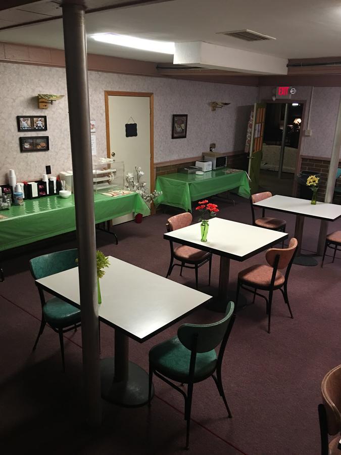 Lancaster Motor Inn Εξωτερικό φωτογραφία