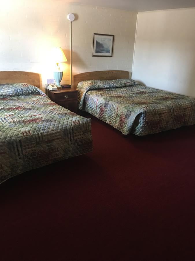 Lancaster Motor Inn Εξωτερικό φωτογραφία